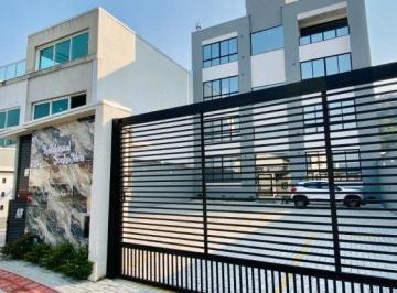 Apartamento · 65m² · 2 Quartos · 1 Vaga · Apartamento térreo para locação, colado à BC, 2.5 km.