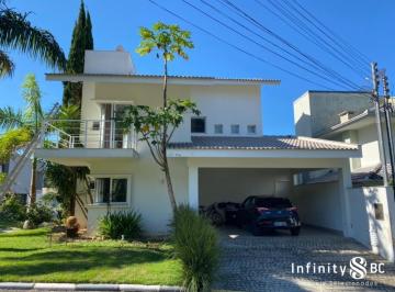 Foto 01 · Casa em Condomínio Fechado, com 04 dormitórios, sendo 03 suítes