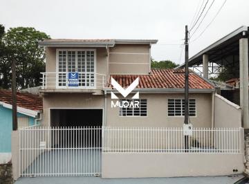 Casa · 156m² · 3 Quartos · 2 Vagas · Sobrado com 3 quartos e suite em Uvaranas