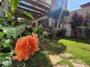 Casa · 300m² · 4 Quartos · 4 Vagas · Sobrado a venda com 4 dormitórios localizado no condomínio Santa Tereza em Jundiaí/SP