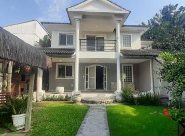 Casa de 8 quartos, Rio de Janeiro · Casa no condomínio maramar