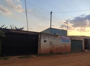 Casa de 2 quartos, Ceilândia · Rua Asfaltada I Aceito Carro I Lote Vazado e Plano