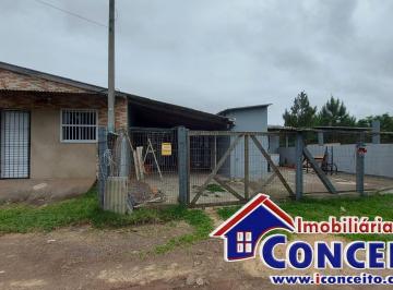 Casa de 4 quartos, Imbé · XC86 - Residência localizada em região de moradores no balneário Mariluz