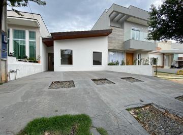 Foto 35 · Excelente Casa de 100M² no Condomínio Horto Florestal I Para Venda e Locação