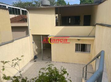 Casa · 215m² · 5 Quartos · 3 Vagas · Casa grande com 5 dormitórios em Guarulhos