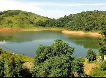 Foto 01 · LINDA CHÁCARA EM FRENTE A  REPRESA DE IGARATÁ (PÉ NA AGUA) NO BAIRRO RECANTO DE IGARATA, EM IGARATÁ 