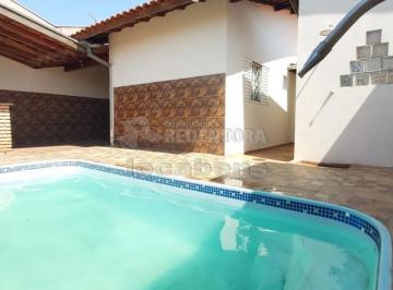 Casa · 200m² · 3 Quartos · 2 Vagas · Monte Verde Casa térrea com 3 dormitórios, 02 vagas de garagem.