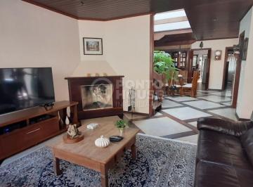 Casa · 262m² · 4 Quartos · 5 Vagas · Sobrado  04 dormitórios, 02 suítes, quintal gourmet, 04 vagas em Chácara Inglesa