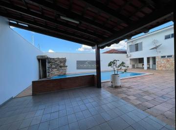 Casa · 250m² · 4 Quartos · 5 Vagas · Casa Alto Padrão no condominio Residencial Santorini
