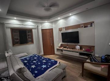 Casa · 126m² · 2 Quartos · 2 Vagas · OPORTUNIDADE! UM SOBRADO DE 2 DORMITÓRIOS PERFEITO NO GALO BRANCO
