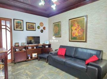 Casa · 198m² · 3 Quartos · 2 Vagas · Sobrado próximo à praia no José Menino, em Santos - SP
