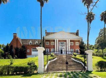 Casa · 1980m² · 8 Quartos · 15 Vagas · Casa em condomínio à venda em Alphaville - 8 quartos