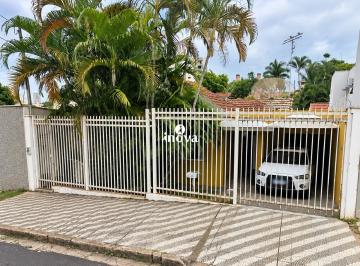 Casa · 181m² · 4 Quartos · 2 Vagas · Casa à venda, 4 quartos, 2 suítes, 2 vagas, Fabrício - Uberaba/MG