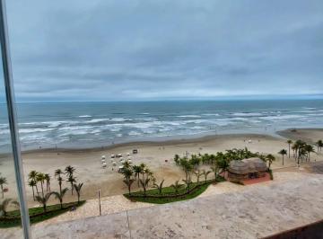 Apartamento de 2 quartos, Praia Grande · Apartamento mobiliado frente ao mar a venda Tupi em Praia Grande litoral