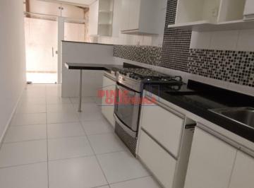 imovel_5575_71450.jpg · Apartamento 2 Quartos com armário e área privativa