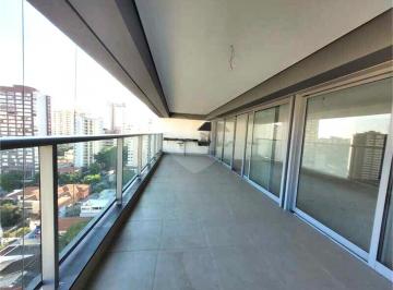 Apartamento de 3 quartos, São Paulo · Apartamento a venda na Vila Romana com 184 m² 3 suítes 2 vagas.