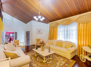 Casa · 395m² · 3 Quartos · 4 Vagas · Residência com 395m², na melhor localização do Pil