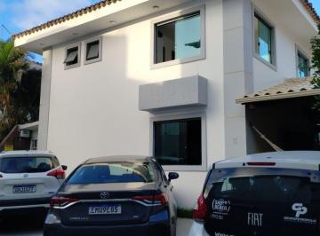 Casa de 3 quartos, Salvador · Casa com 169 m² totais, e 3 quartos à venda em Pituaçu