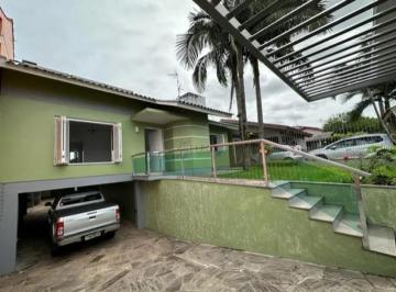 Casa · 222m² · 3 Quartos · 6 Vagas · Casa à venda - em Campo Bom