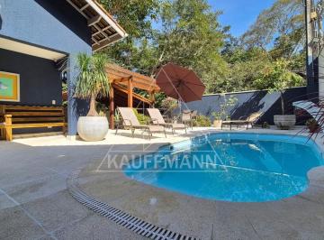 Casa · 258m² · 5 Quartos · 4 Vagas · Casa de Condomínio em Guaecá à Venda, 5 Dormitórios e 3 Suítes com 258m²AC.