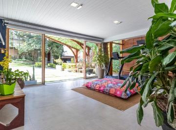 Casa · 213m² · 3 Quartos · 2 Vagas · Casa  de Condomínio à Venda 3 Quartos, 1 Suíte Mobiliada