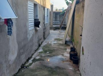 Casa de 2 quartos, Itanhaém · Casa a venda no jardim Jamaica em Itanhaém.