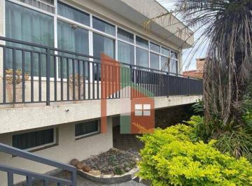 Comercial · 369m² · 5 Quartos · 5 Vagas · Casa ampla com 5 dorm. no centro de Atibaia
