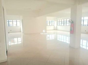 Comercial · 221m² · Prédio comercial no centro de Santos para venda e locação.