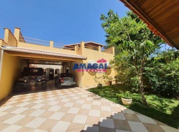 129987_iYbbwbkM6x6Y32M745g77_1299876532e24179f07.jpg · Casa para Venda no Jardim do Vale