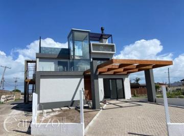 Apartamento · 168m² · 3 Quartos · 1 Vaga · Sobrado Barranca de Rio 