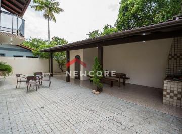 Casa 300m² Venda Morrinhos · Sobrado em Rua Giesta - Morrinhos - Bombinhas/SC