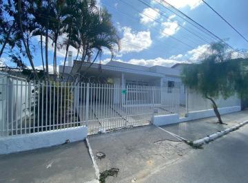 Casa · 155m² · 3 Quartos · 2 Vagas · Casa à venda, 3 quartos, 2 vagas, Centro - Vespasiano/MG
