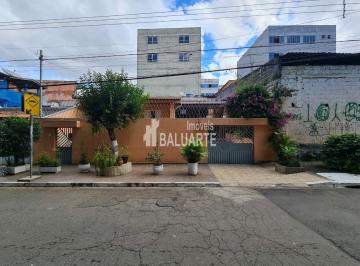 Casa · 250m² · 3 Quartos · 4 Vagas · Casa térrea no Jardim Vergueiro.