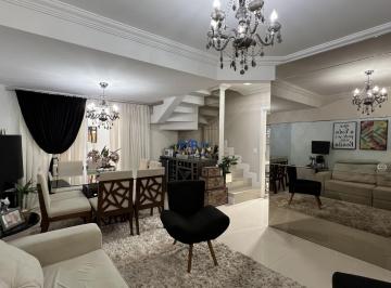 Casa · 123m² · 3 Quartos · 2 Vagas · Sobrado a venda em curitiba no bairro Hauer