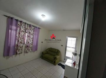Casa · 69m² · 3 Quartos · 6 Vagas · Terreno com 3 casas na Ponte Rasa