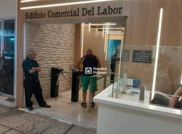 61b67dd245f5fe8e00f8e7f8aec8801a663508aa · Sala à venda, 28 m² por R$ 130.000,00 - Centro - Niterói/RJ