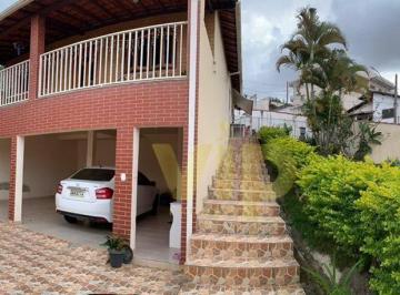 eaabfd55f89491f40198c1a1bec2017a70bf4a1e · Casa com 3 dormitórios à venda, 212 m² por R$ 700.000,00 - Colinas de Santa Bárbara - Pouso Alegre/M