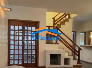 Casa · 136m² · 3 Quartos · 2 Vagas · Sobrado Impecável Pronto para Morar em Localização Privilegiada!