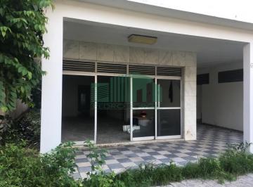 Casa · 360m² · 5 Quartos · 3 Vagas · Casa com Excelente Localização em Casa Caiada, Olinda