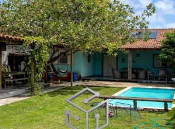 Casa · 175m² · 5 Quartos · 2 Vagas · Casa com 5 Quartos no Litoral de Serrambi, Pernambuco