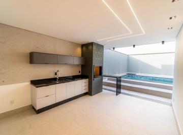 Casa de 4 quartos, Águas Claras · CASA MODERNA COM ARMÁRIOS DE ALTÍSSIMO LUXO-FINO ACABAMENTO LAZER COMPLETO !!