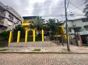 447853_i0641T6b_44785365395cf5cc6a8.jpg · Casa espetacular no Lindóia