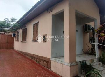 446610_iyw1c_446610652ff0ea0aade.jpg · Casa, 3 dormitórios, totalmente mobiliada, com pátio, garagem coberta, churrasqueira, na Zona Norte