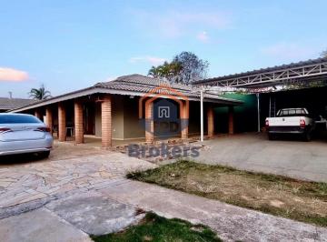 Casa · 282m² · 3 Quartos · 6 Vagas · Casa em Esplanada do Carmo - Jarinu, SP