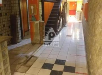 Comercial · 136m² · Loja com salas no centro do Rio de Janeiro, próxima ao comércio local, estação de metrô e VLT.