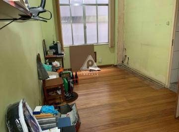 Apartamento · 23m² · 1 Quarto · Sala comercial em prédio misto no Centro