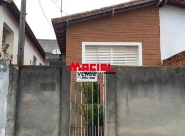 Casa · 108m² · 6 Quartos · Casa Padrão em São José dos Campos