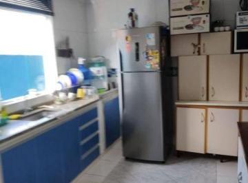 d8429de235d7d6c19d8b77ae99baa297101acbb2 · Sobrado à venda no Parque Hortensia - Bom Jesus dos Perdões/SP com 220 m²