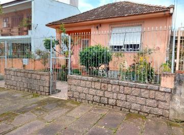 Casa · 82m² · 3 Quartos · 3 Vagas · Casa com 3 dormitórios Teresópolis