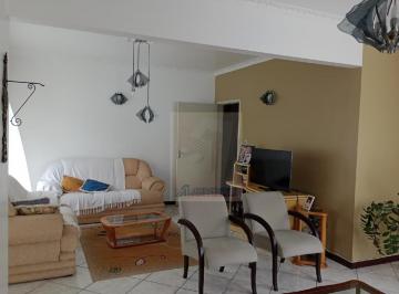 16300-9.jpeg · Casa com 6 dormitórios em Capoeiras com área externa e ótima localização